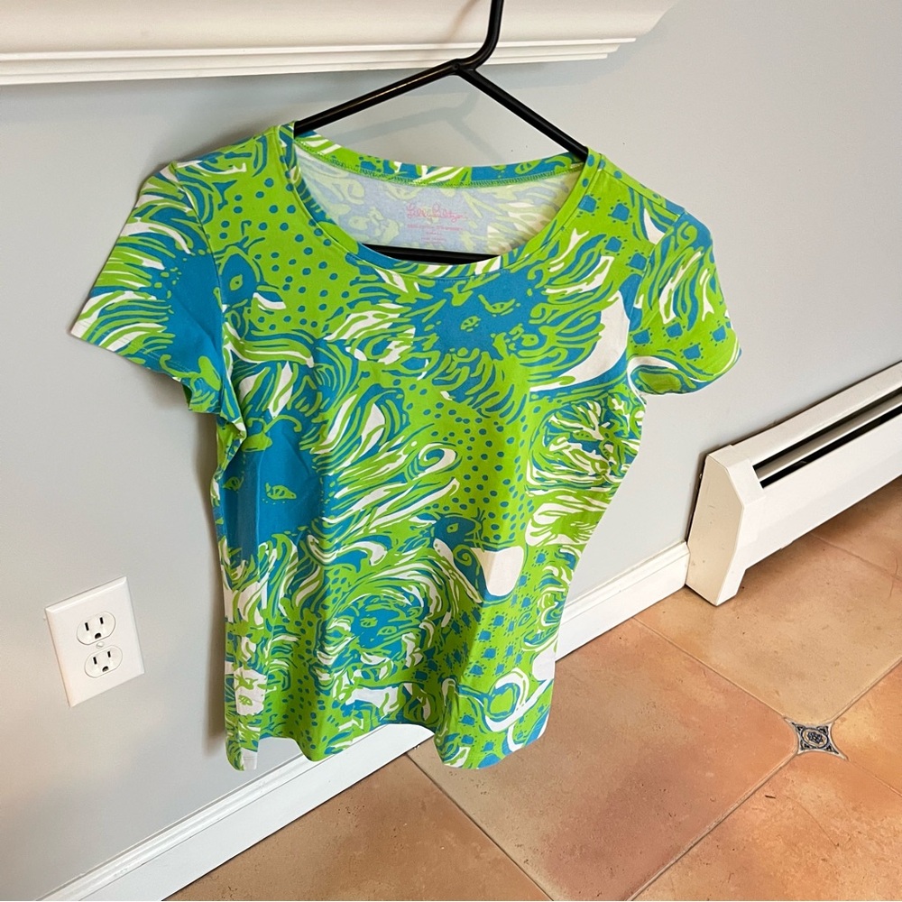Lilly Pulitzer Vibrant Green and Blue Short Sleeve Tee